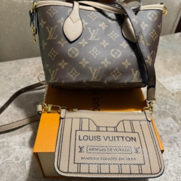 Stunning Reversible 3 in 1 Fashion Crossbody/Mini Tote Bag-NEW SHOWSTOPPER! - Picture 8 of 8